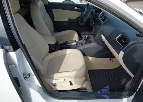 2014 Volkswagen Jetta 1.8T Se from USA, damaged, VIN 3VWD07AJ5EM293977